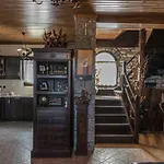 Stone Mansion Anavryti, αμα 20569 ミストラ