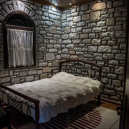 Stone Mansion Anavryti, αμα 20569 Mystras