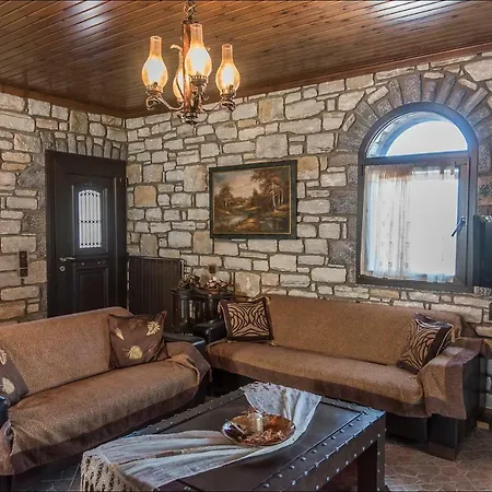 Vakantiehuis Stone Mansion Anavryti, αμα 20569