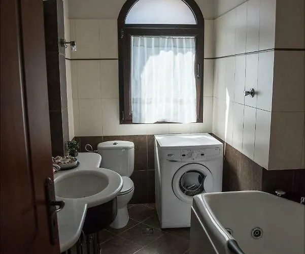 Stone Mansion Anavryti, αμα 20569 * Mystras