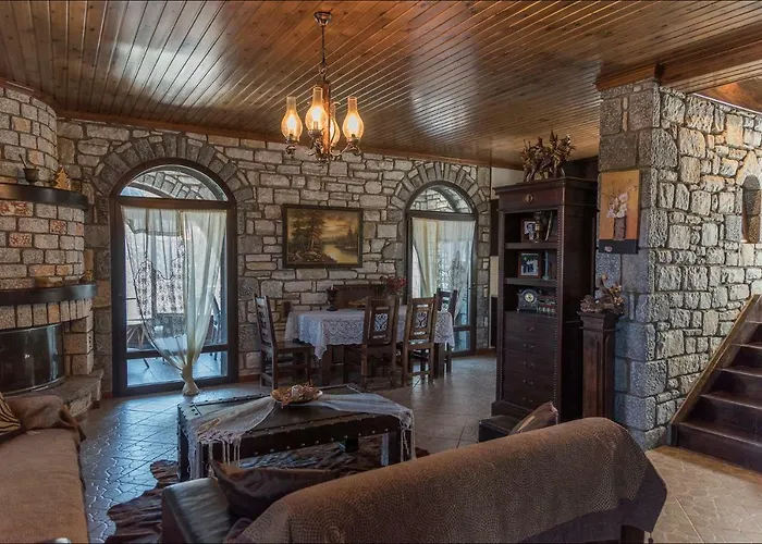 Stone Mansion Anavryti, αμα 20569 * Мистра