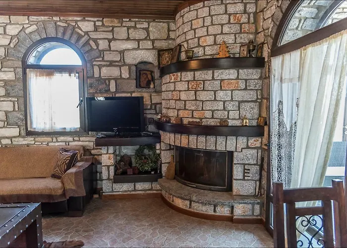 Дом отдыха Stone Mansion Anavryti, αμα 20569 Мистра