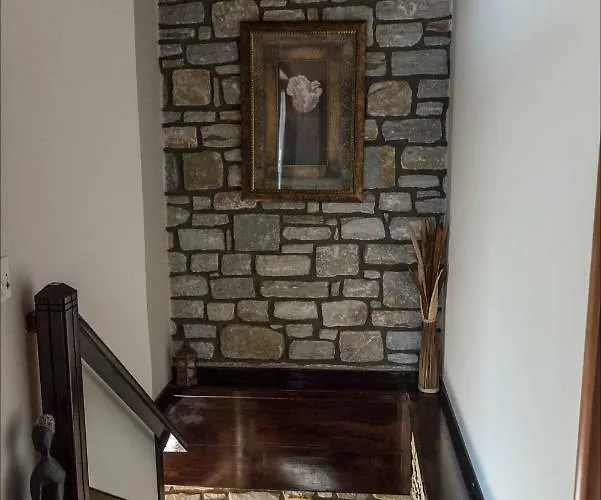 Stone Mansion Anavryti, αμα 20569 * Мистра