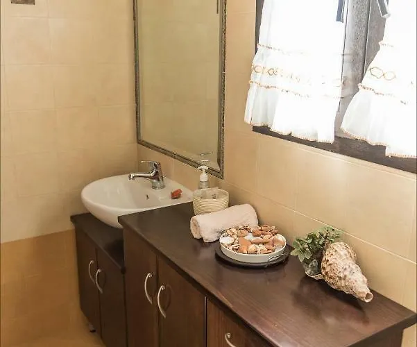 Stone Mansion Anavryti, αμα 20569 * Мистра